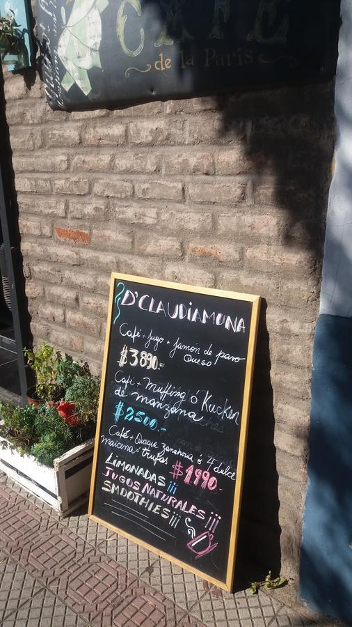 Trotamundos Hostal 산티아고 외부 사진